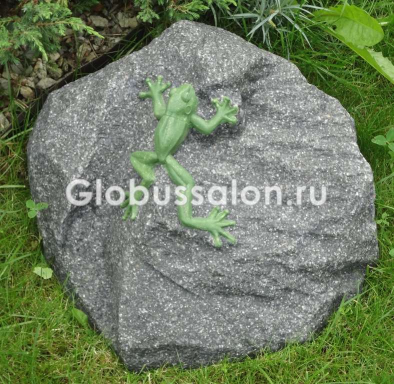 Декоративный камень серии Гранит Де-Люкс с лягушкой Ф 35 см.